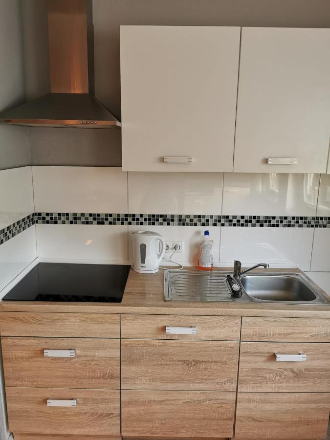 Liebevoll Eingerichtete Ferienwohnung - Zentrale Lage - Netflix & Paytv Wilhelmshaven Zewnętrze zdjęcie